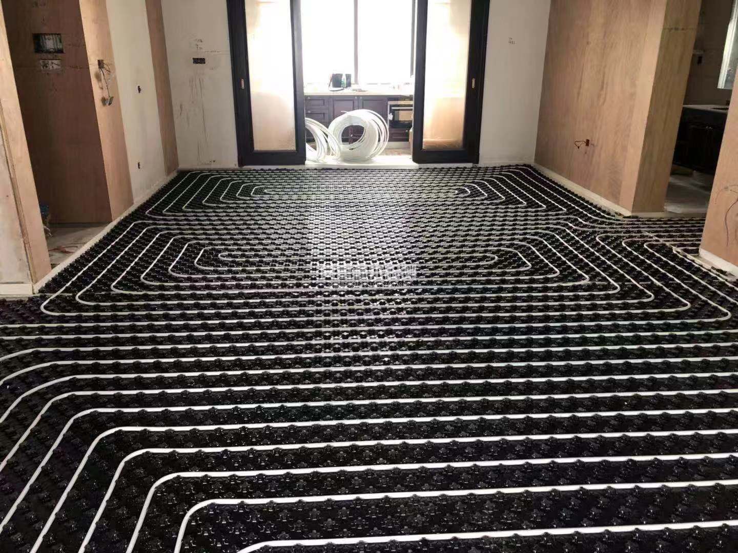 云安地暖供热前需要注意什么_？